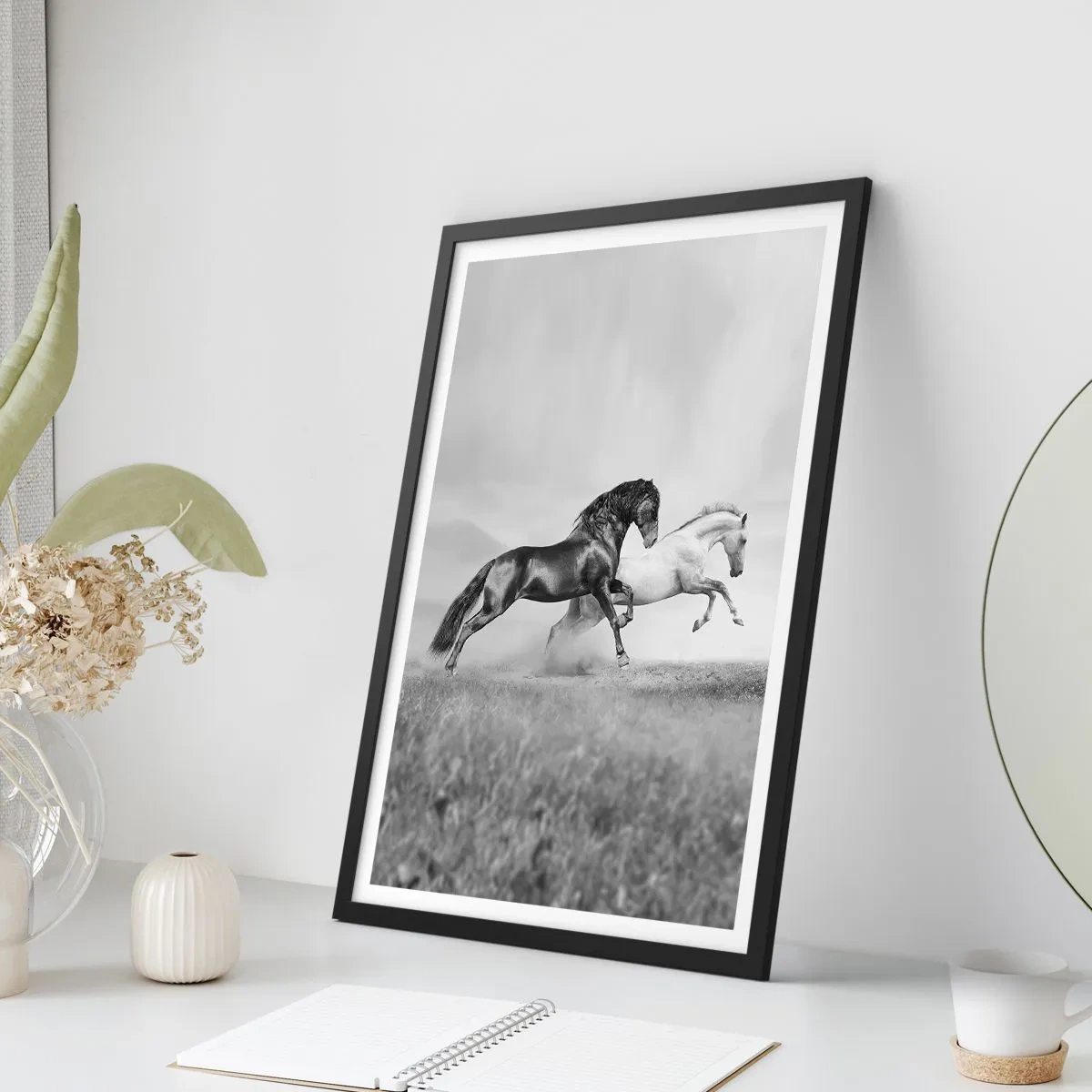 Affiche dans un cadre noir - Poster - Anges et démons - 40x50 cm