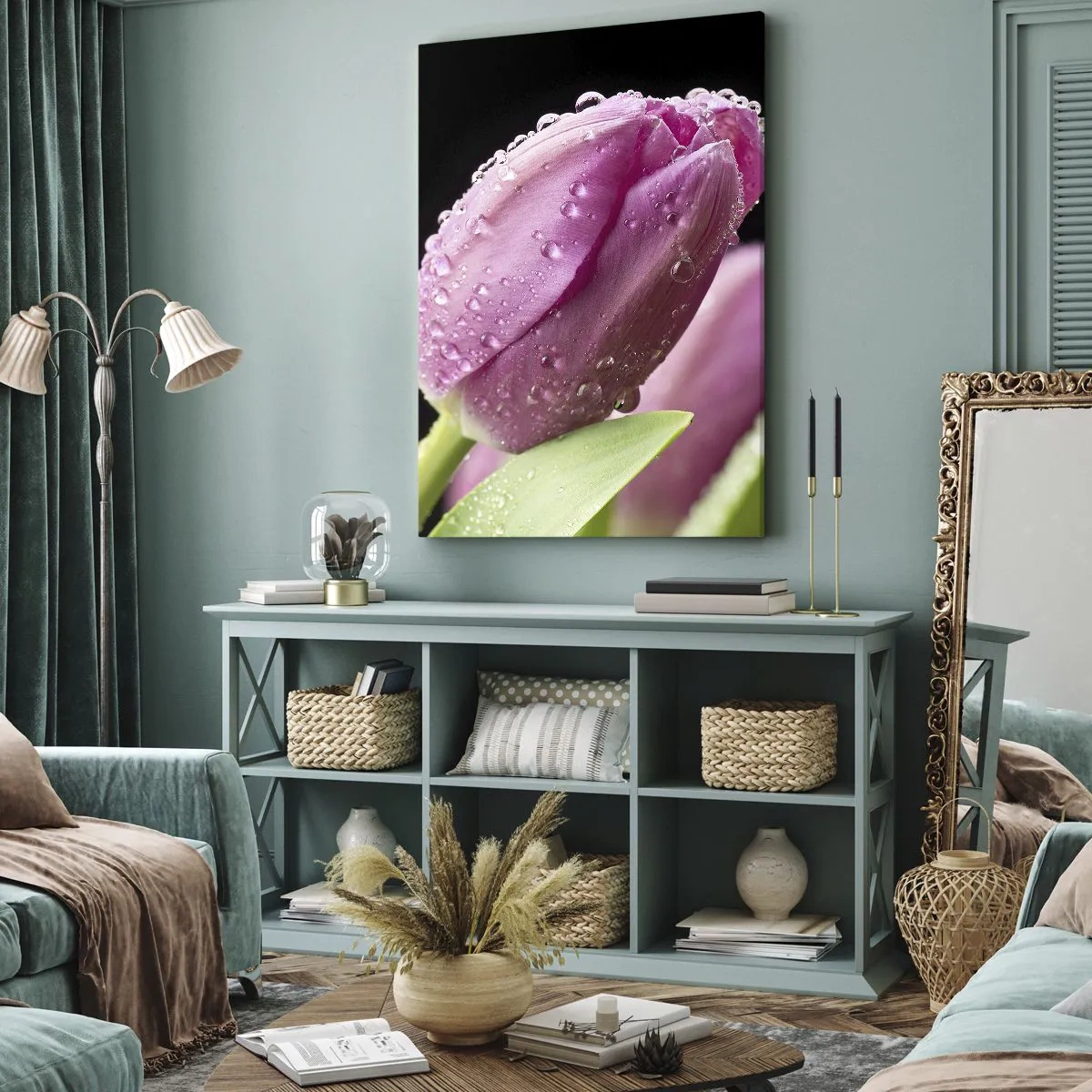 Impression sur toile - Image sur toile - Tulipe rose avec des gouttes d'eau sur fond noir - 50x70cm - Rêve de lilas dans la rosée - Décoration murale moderne pour le salon et la chambre ARTTOR