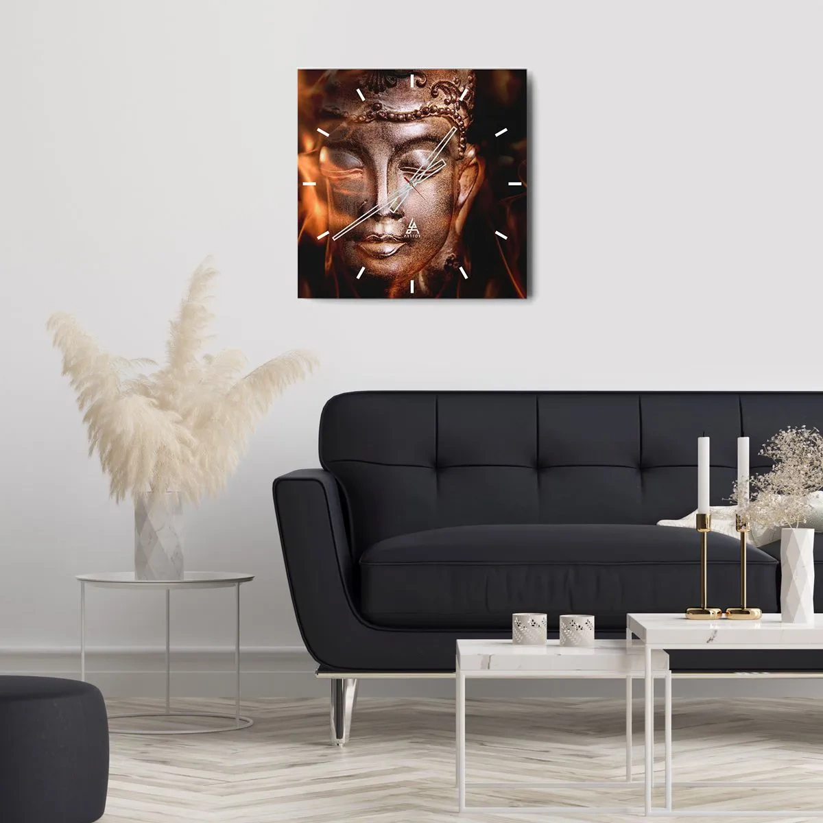 Horloge murale - Pendule murale - Une statue de Bouddha au milieu de flammes aux teintes dorées - 30x30cm - Il n'existe qu'ici et maintenant - Décoration murale moderne pour le salon et la chambre ARTTOR