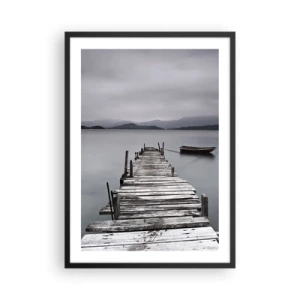Affiche dans un cadre noir - Poster - Une vieille jetée avec un bateau sur une eau calme - 50x70cm - Tu peux partir demain - Décoration murale moderne pour le salon et la chambre ARTTOR
