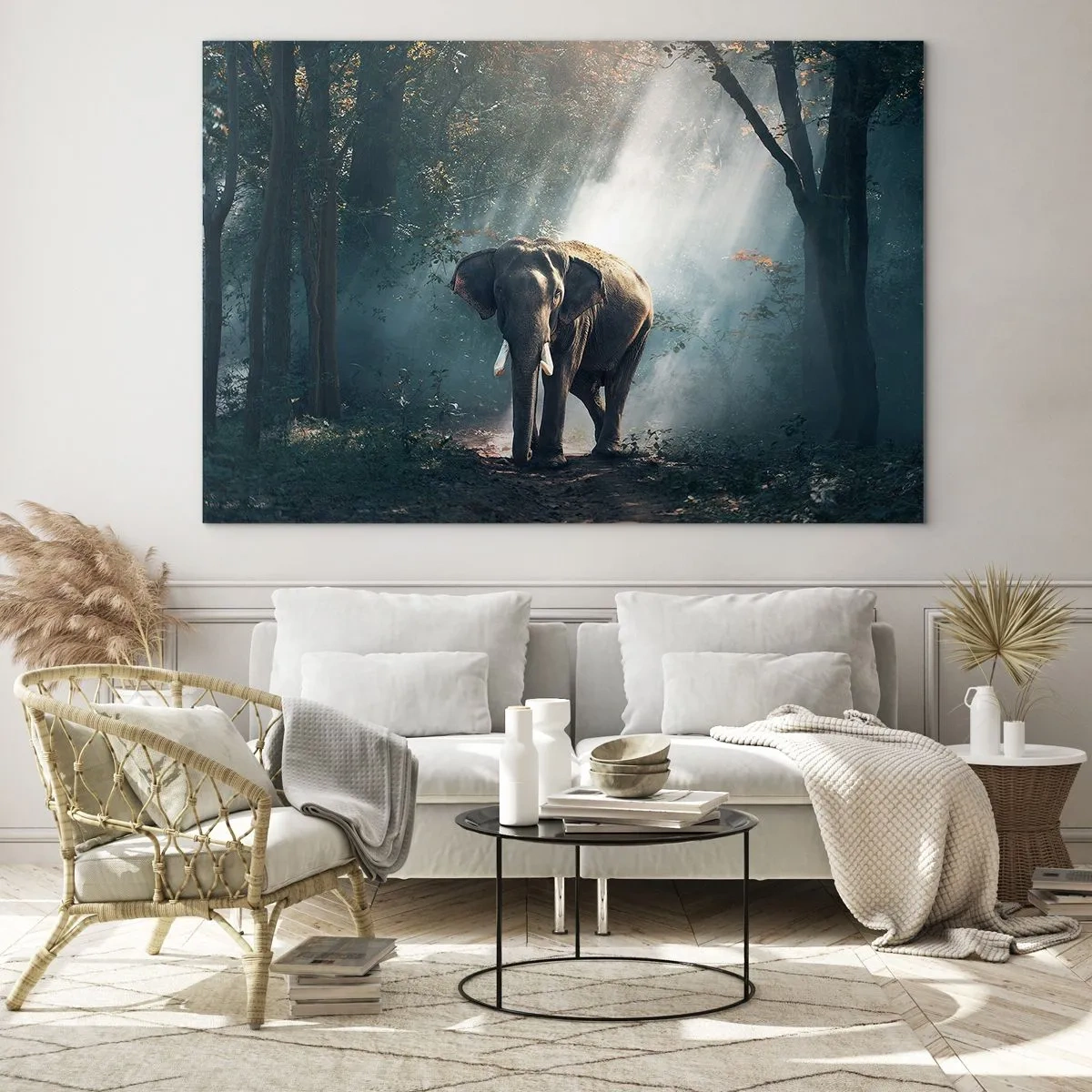 Impression sur verre - Image sur verre - Un éléphant marchant dans la forêt avec la lumière du soleil traversant les arbres. - 70x50cm - Une balade tranquille - Décoration murale moderne pour le salon et la chambre ARTTOR