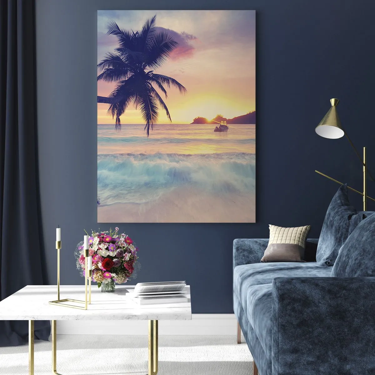 Impression sur verre - Image sur verre - Plage avec un palmier et un coucher de soleil sur l'océan - 70x100cm - Une soirée à la baie - Décoration murale moderne pour le salon et la chambre ARTTOR