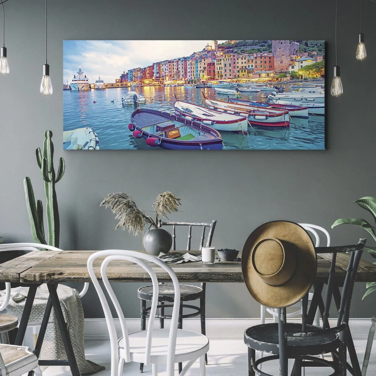 Impression sur toile - Image sur toile - Une ville portuaire colorée avec des bateaux dans le port - 120x50cm - Soirée colorée au port - Décoration murale moderne pour le salon et la chambre ARTTOR