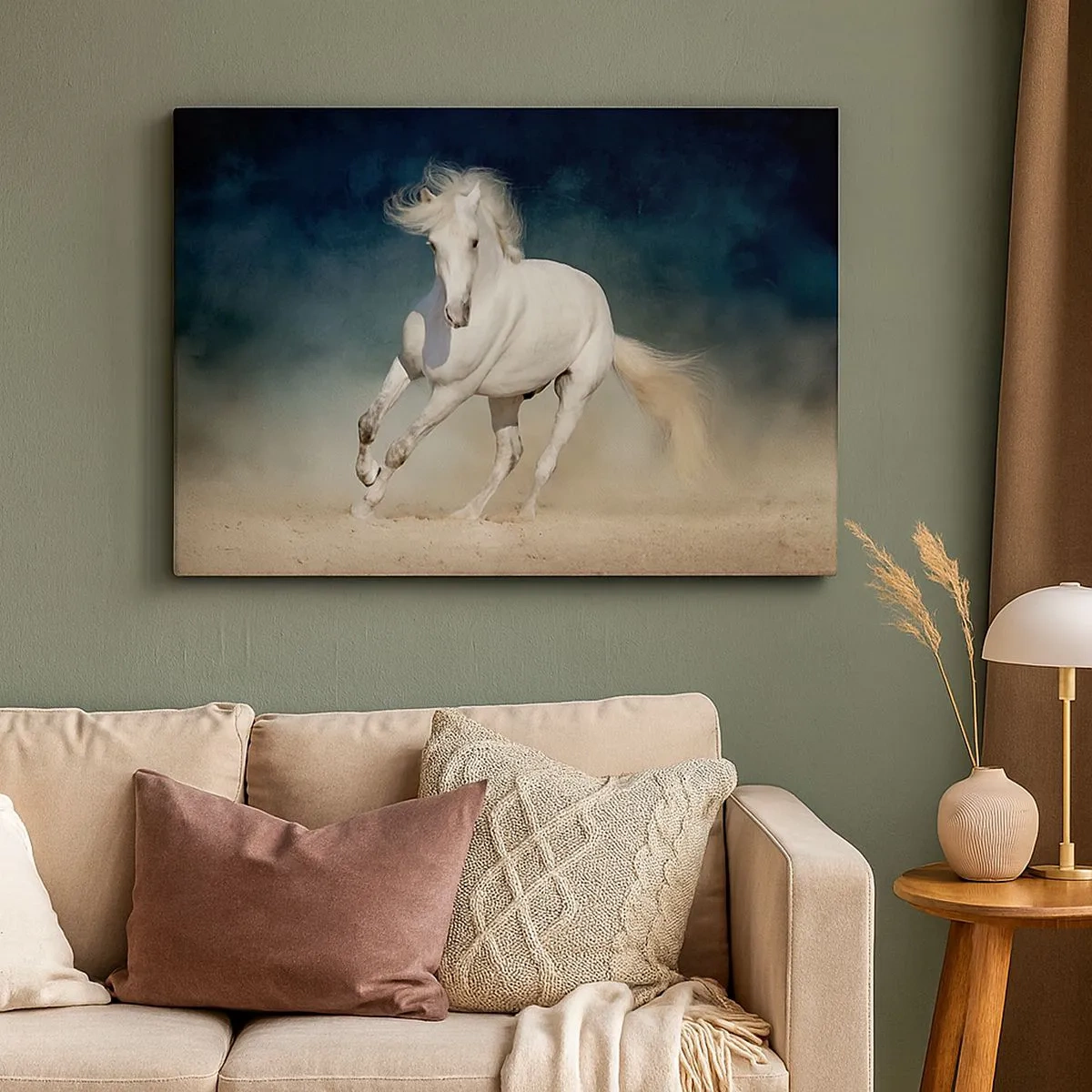 Impression sur toile - Image sur toile - Un cheval blanc galopant dans un ciel flou - 70x50cm - La liberté à l'état pur - Décoration murale moderne pour le salon et la chambre ARTTOR