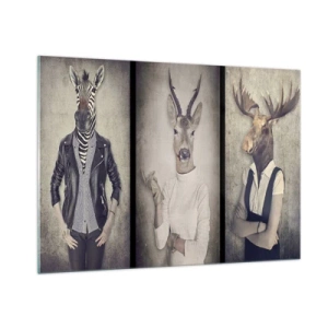 Impression sur verre - Image sur verre - Trois figures animales en vêtements humains sur un fond neutre - 100x70cm - Laissons parler les gestes - Décoration murale moderne pour le salon et la chambre ARTTOR