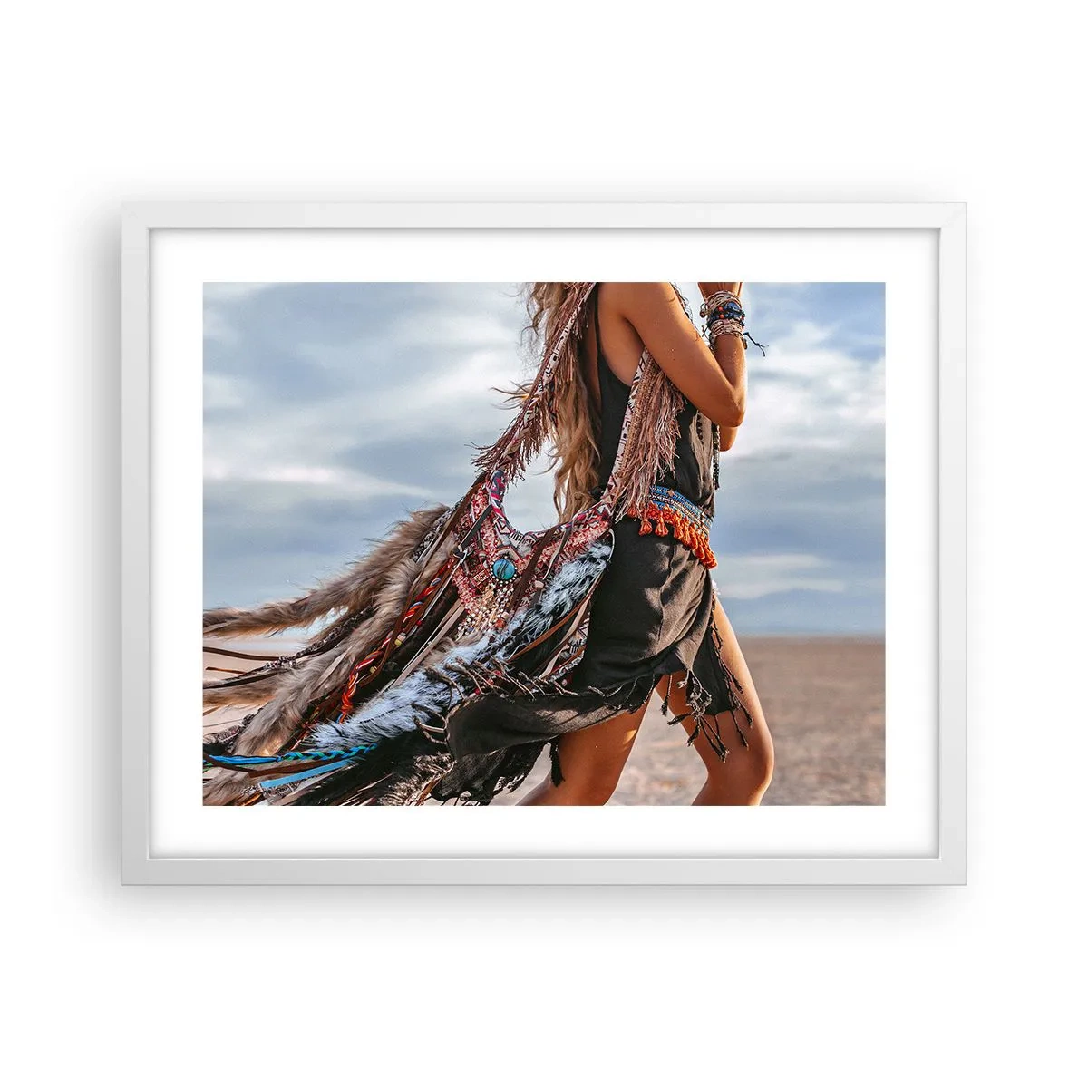 Affiche dans un cadre blanc - Poster - La fille du chaman - 50x40 cm