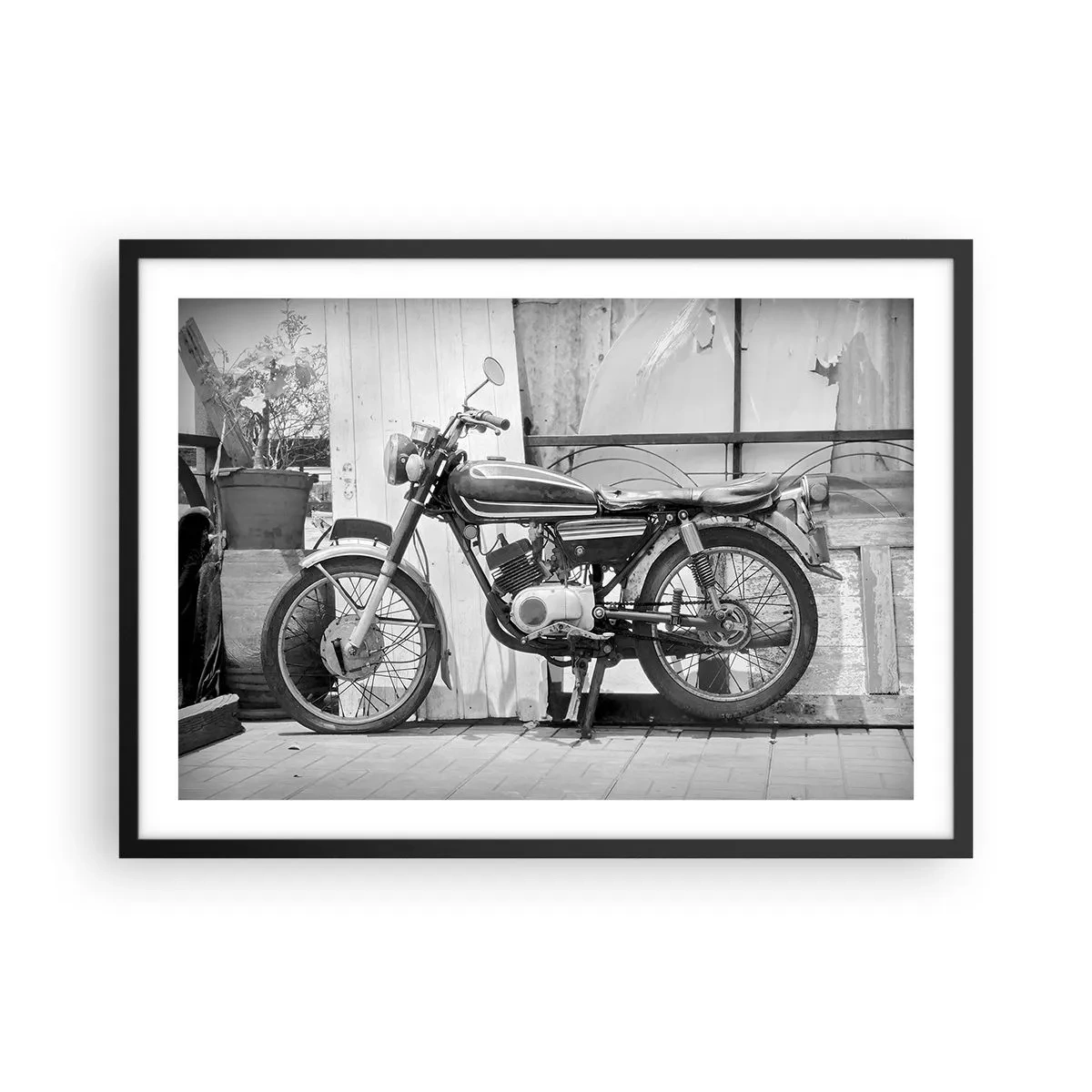 Affiche dans un cadre noir - Poster - Photo en noir et blanc d'une moto classique - 70x50cm - Classique au dessus de tout - Décoration murale moderne pour le salon et la chambre ARTTOR