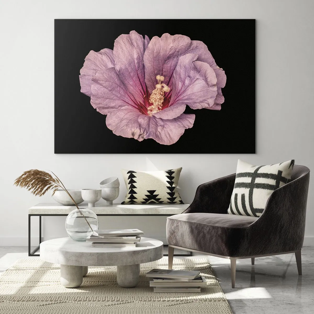 Impression sur verre - Image sur verre - Gros plan d'une fleur d'hibiscus rose sur fond noir - 120x80cm - Directement au coeur - Décoration murale moderne pour le salon et la chambre ARTTOR