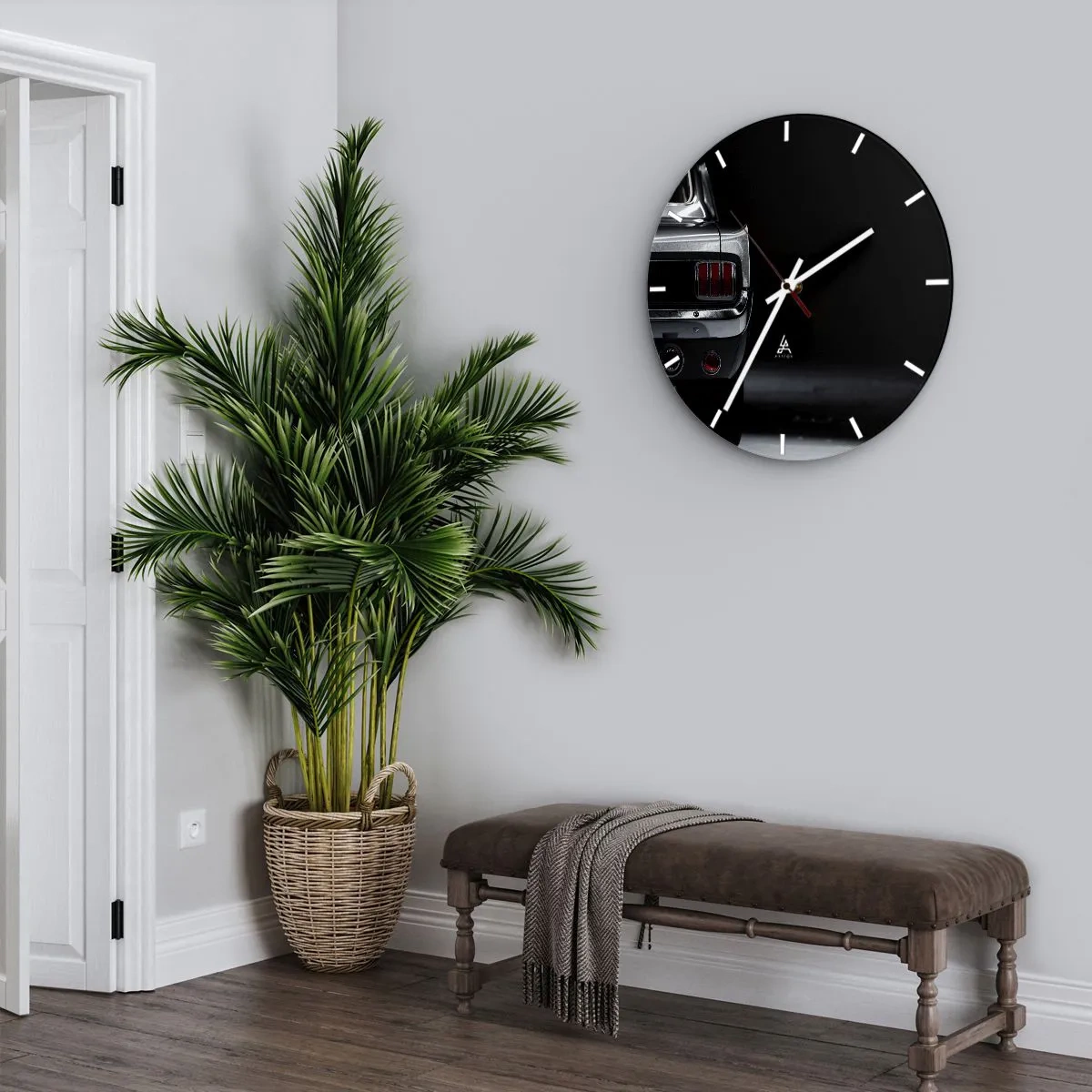 Horloge murale - Pendule murale - L'arrière d'une voiture classique en noir et argent élégant - 30x30cm - Le charme du classique - Décoration murale moderne pour le salon, la cuisine et la chambre ARTTOR