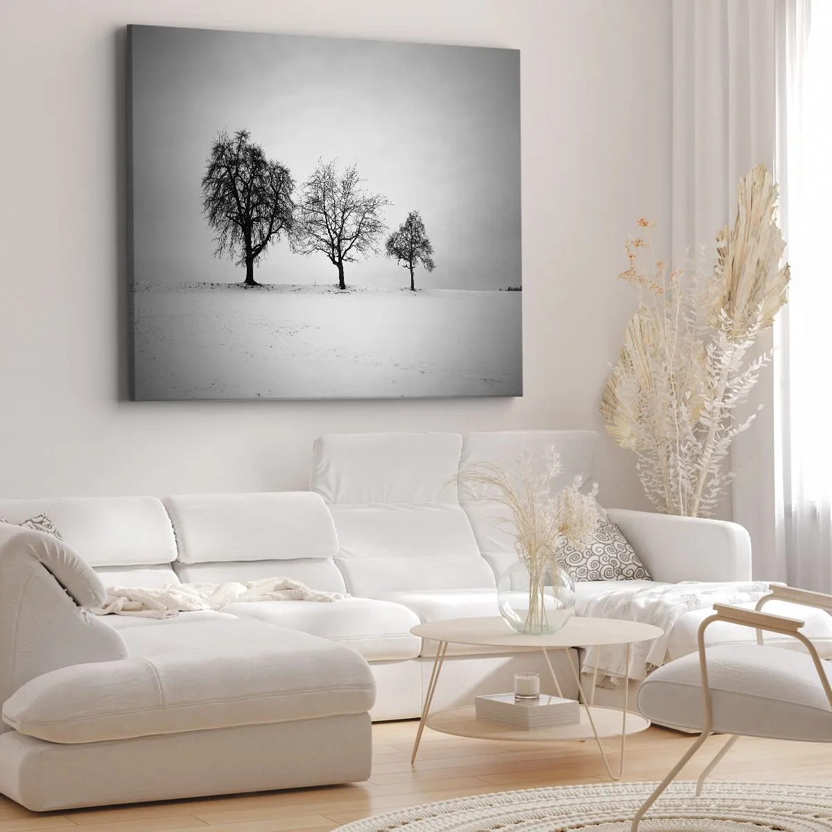 Impression sur toile - Image sur toile - Trois arbres dans un champ enneigé dans un style monochrome - 120x80cm - A quoi rêvent-ils? - Décoration murale moderne pour le salon et la chambre ARTTOR