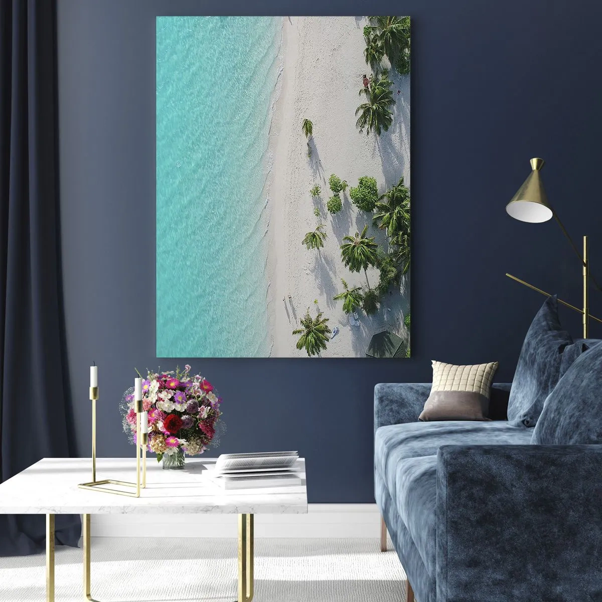 Impression sur verre - Image sur verre - Vue plongeante sur une plage tropicale avec de l'eau turquoise et des palmiers - 80x120cm - Vacances au paradis - Décoration murale moderne pour le salon et la chambre ARTTOR