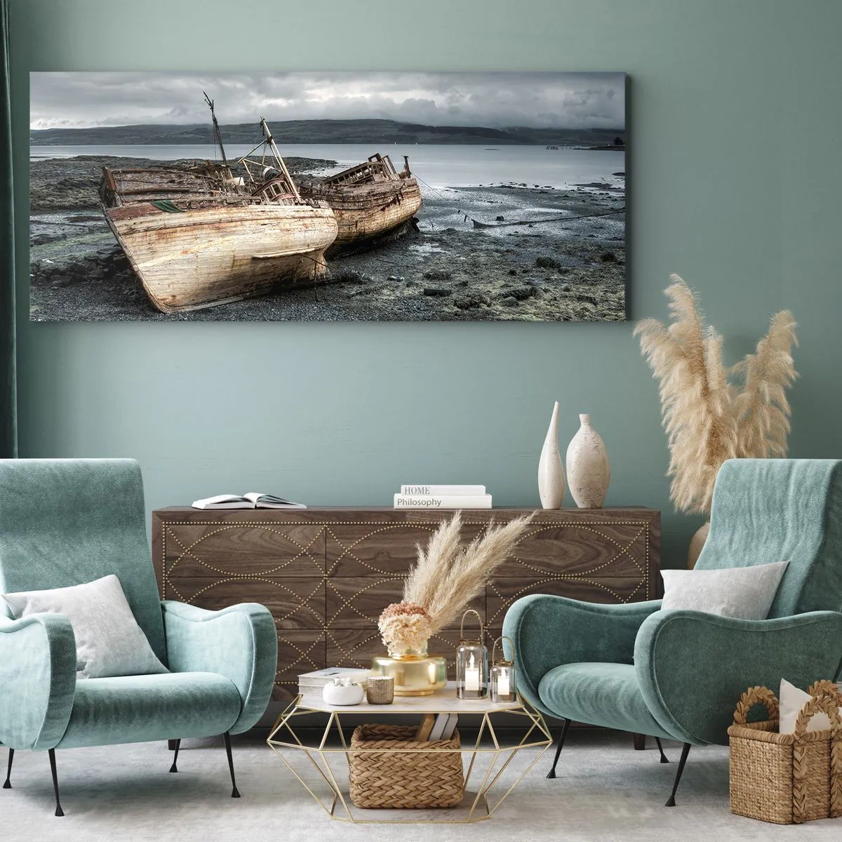 Impression sur toile - Image sur toile - Bateaux abandonnés sur le rivage dans une scène pluvieuse - 140x50cm - "En signe d'épreuves difficile" - Décoration murale moderne pour le salon et la chambre ARTTOR