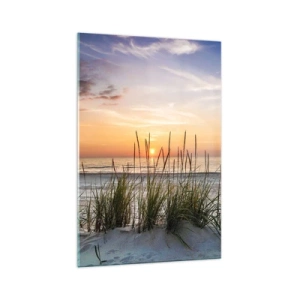 Impression sur verre - Image sur verre - Une plage de sable au coucher du soleil avec de l'herbe en arrière-plan - 70x100cm - Regarde, pense, ressent - Décoration murale moderne pour le salon et la chambre ARTTOR
