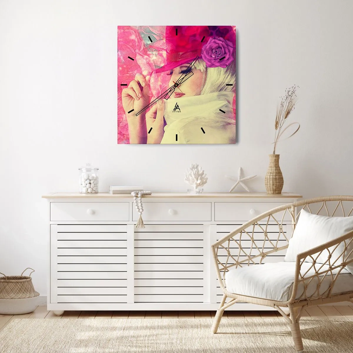 Horloge murale - Pendule murale - Portrait rétro dans une brume rose - 40x40 cm
