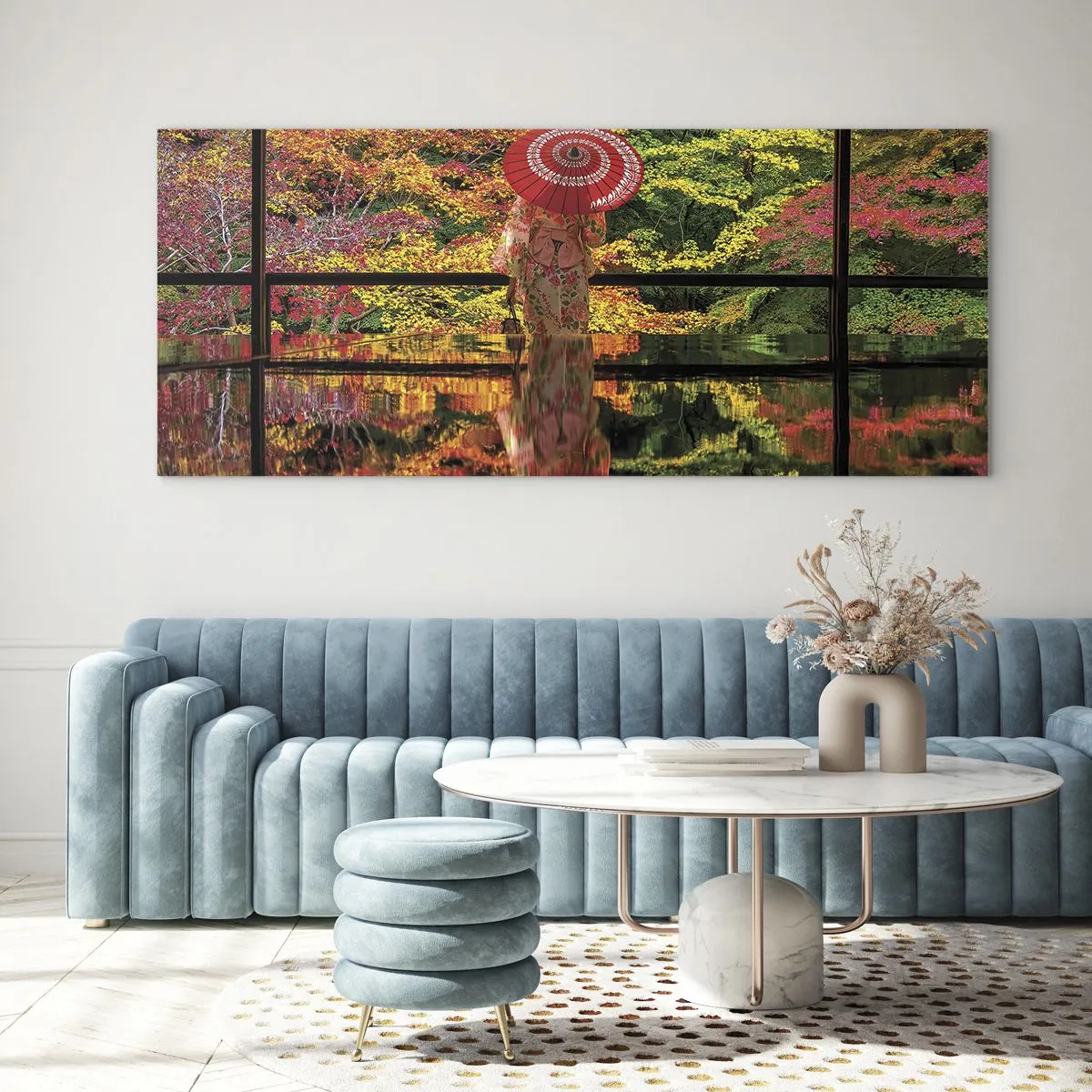 Impression sur verre - Image sur verre - Une femme en kimono avec un parapluie sur fond de paysage d'automne. - 120x50cm - Dans le temple de la nature - Décoration murale moderne pour le salon et la chambre ARTTOR