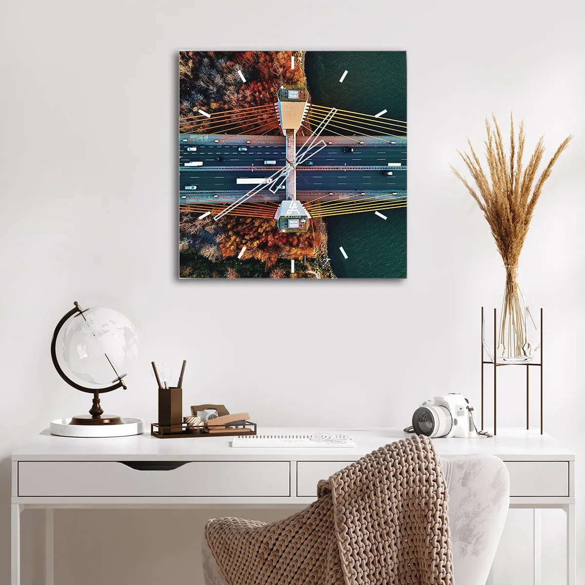 Horloge murale - Pendule murale - Vue aérienne du pont sur la rivière et du paysage d'automne - 30x30cm - Au dessus de l'eau et de la forêt - Décoration murale moderne pour le salon et la chambre ARTTOR