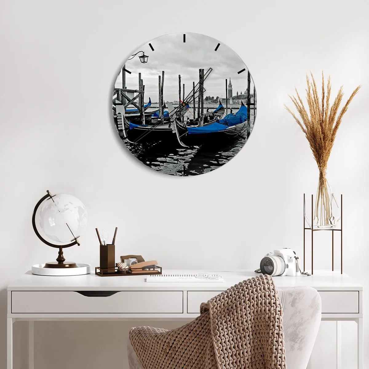 Horloge murale - Pendule murale - Venise pensive - 30x30 cm