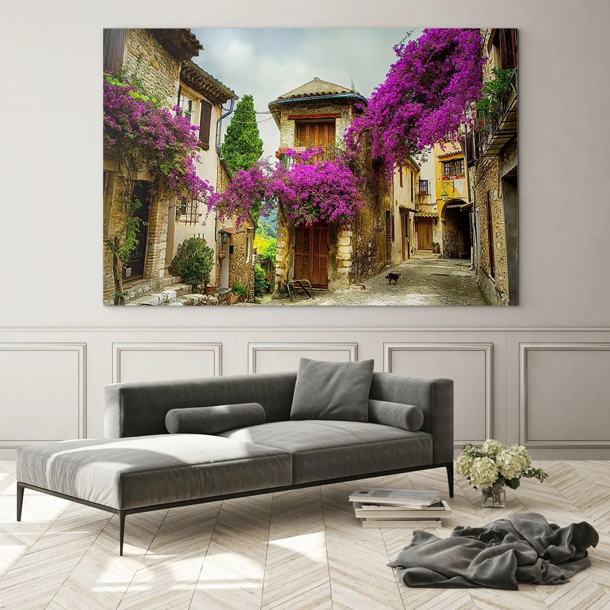 Impression sur verre - Image sur verre - Une rue charmante avec des vignes roses en fleurs et des maisons de rapport - 100x70cm - Sous un dais fleuri - Décoration murale moderne pour le salon et la chambre ARTTOR