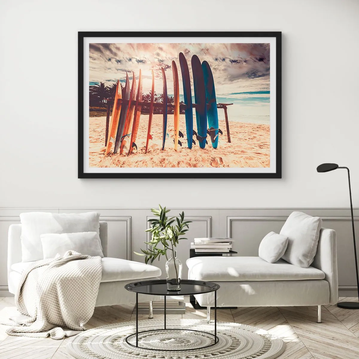 Affiche dans un cadre noir - Poster - Planches de surf sur la plage au coucher du soleil - 70x50cm - Bonne nuit, à demain - Décoration murale moderne pour le salon et la chambre ARTTOR