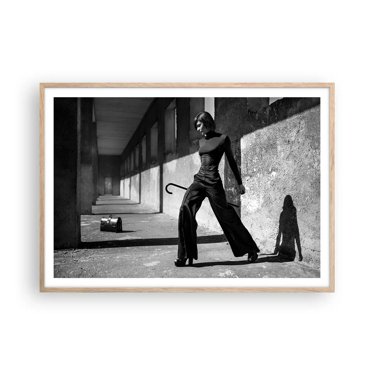 Affiche dans un chêne clair - Poster - Élégance urbaine - 100x70 cm