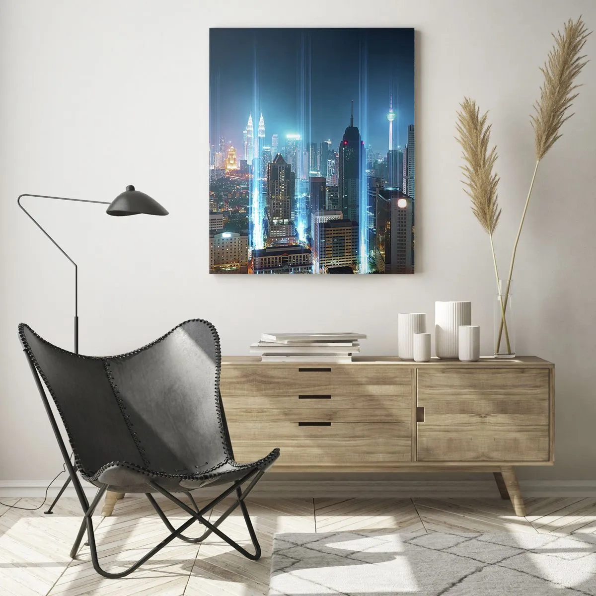 Impression sur verre - Image sur verre - Une ville nocturne avec de grands immeubles et des traînées lumineuses - 50x70cm - À Berlin au paradis - Décoration murale moderne pour le salon et la chambre ARTTOR