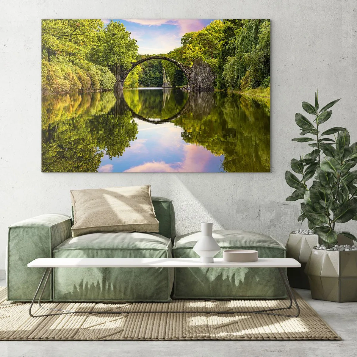 Impression sur verre - Image sur verre - Un pont de pierre se reflétant dans la surface calme du lac - 70x50cm - À la jonction de deux mondes - Décoration murale moderne pour le salon et la chambre ARTTOR