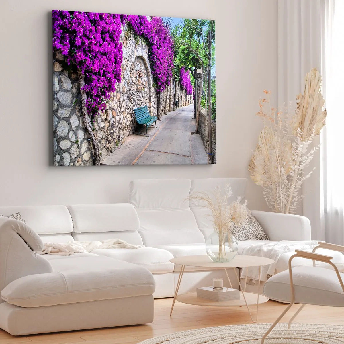 Impression sur toile - Image sur toile - Un chemin de pierre avec un banc et des fleurs violettes en fleurs - 100x70cm - Rencontrons-nous au plus vite - Décoration murale moderne pour le salon et la chambre ARTTOR