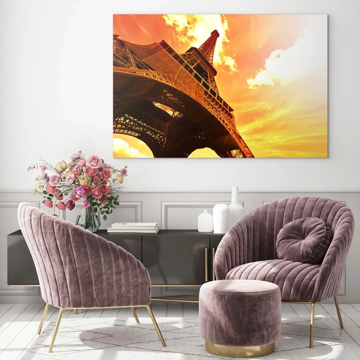 Impression sur verre - Image sur verre - La Tour Eiffel dans des tons chauds d'orange au coucher du soleil - 70x50cm - Monumental, car il est doré par le soleil - Décoration murale moderne pour le salon et la chambre ARTTOR