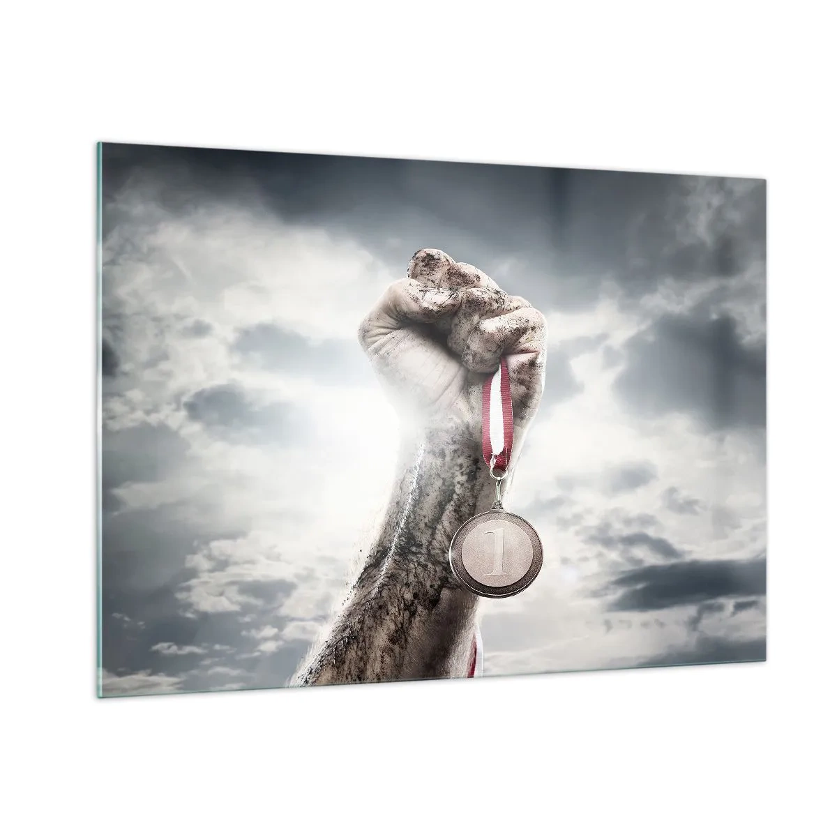 Impression sur verre - Image sur verre - Une main tenant une médaille sur un fond de nuages - 100x70cm - Per aspera ad astra - Décoration murale moderne pour le salon et la chambre ARTTOR