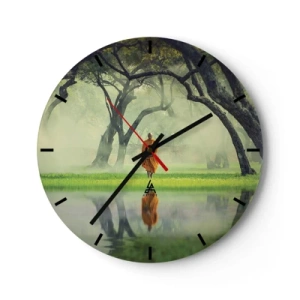 Horloge murale - Pendule murale - Un moine dans la forêt se reflète dans l'eau - 30x30cm - En route vers l'illumination - Décoration murale moderne pour le salon, la cuisine et la chambre ARTTOR