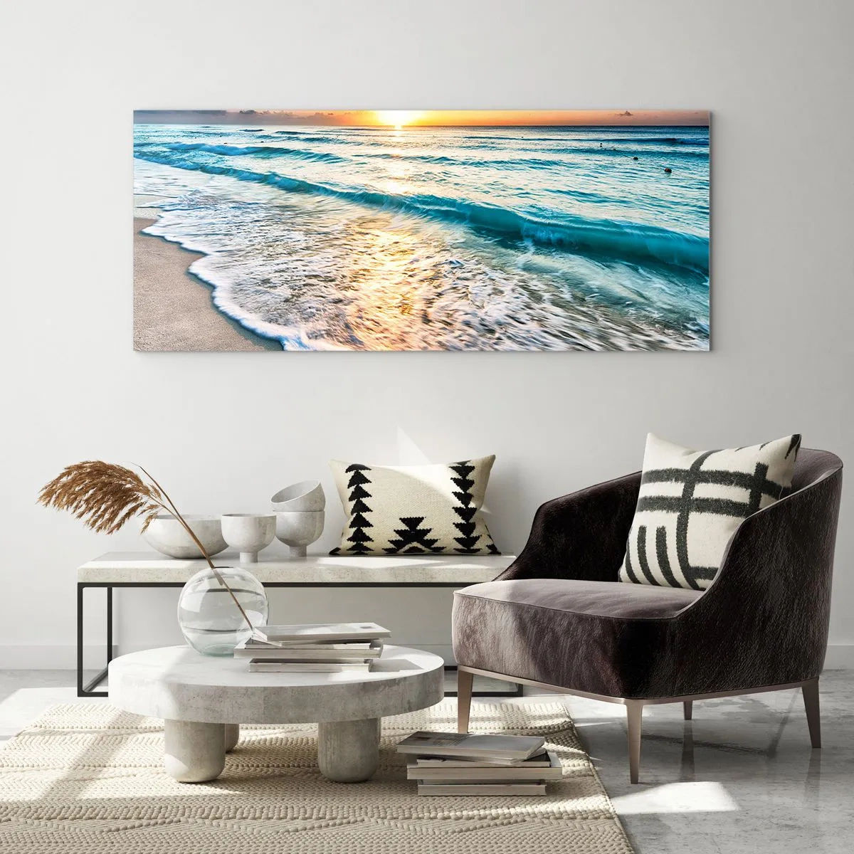 Impression sur verre - Image sur verre - Lever de soleil sur une plage tranquille avec des vagues - 140x50cm - Une vue qui en vaut la peine - Décoration murale moderne pour le salon et la chambre ARTTOR