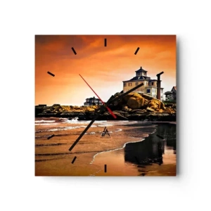 Horloge murale - Pendule murale - Une maison sur un rocher près de la plage au coucher du soleil avec son reflet dans l'eau - 30x30cm - L'élégance de la côte ouest - Décoration murale moderne pour le salon et la chambre ARTTOR