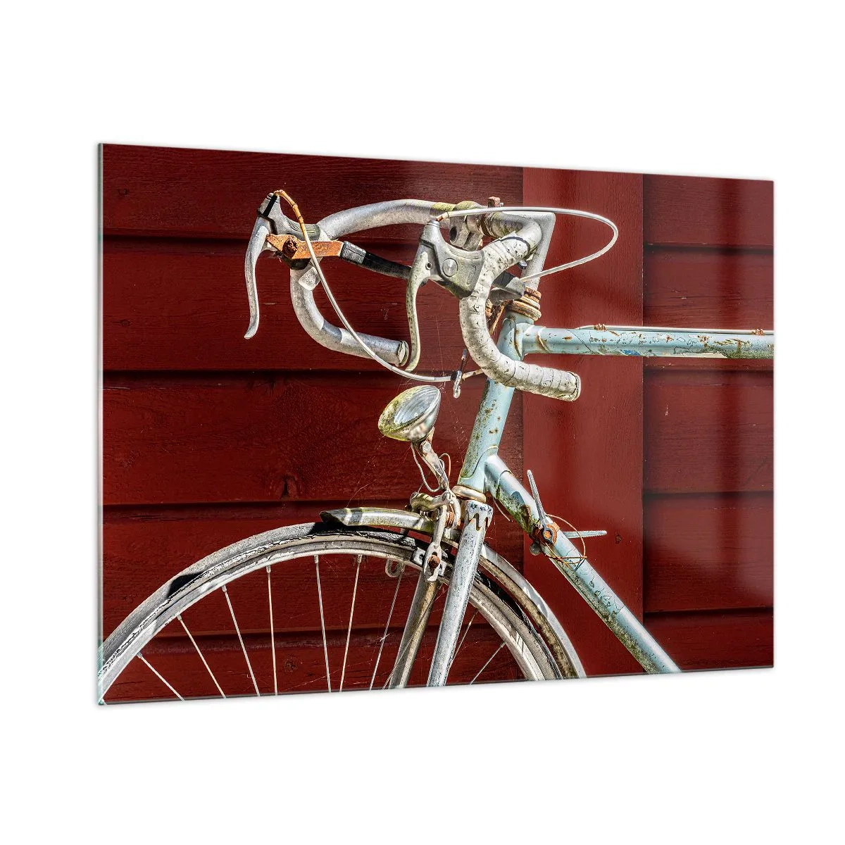 Impression sur verre - Image sur verre - Un vieux vélo de route des années 1970 contre un mur en bois rouge - 100x70cm - Construit pour la victoire - Décoration murale moderne pour le salon et la chambre ARTTOR