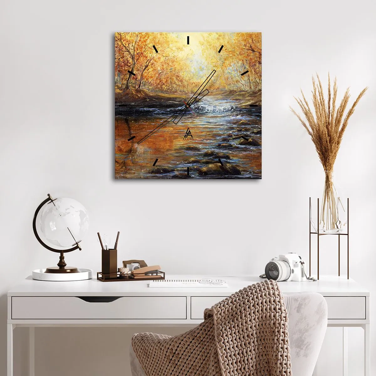 Horloge murale - Pendule murale - Paysage d'automne avec une rivière parmi les arbres - 30x30cm - Le ruisseau d'or - Décoration murale moderne pour le salon et la chambre ARTTOR