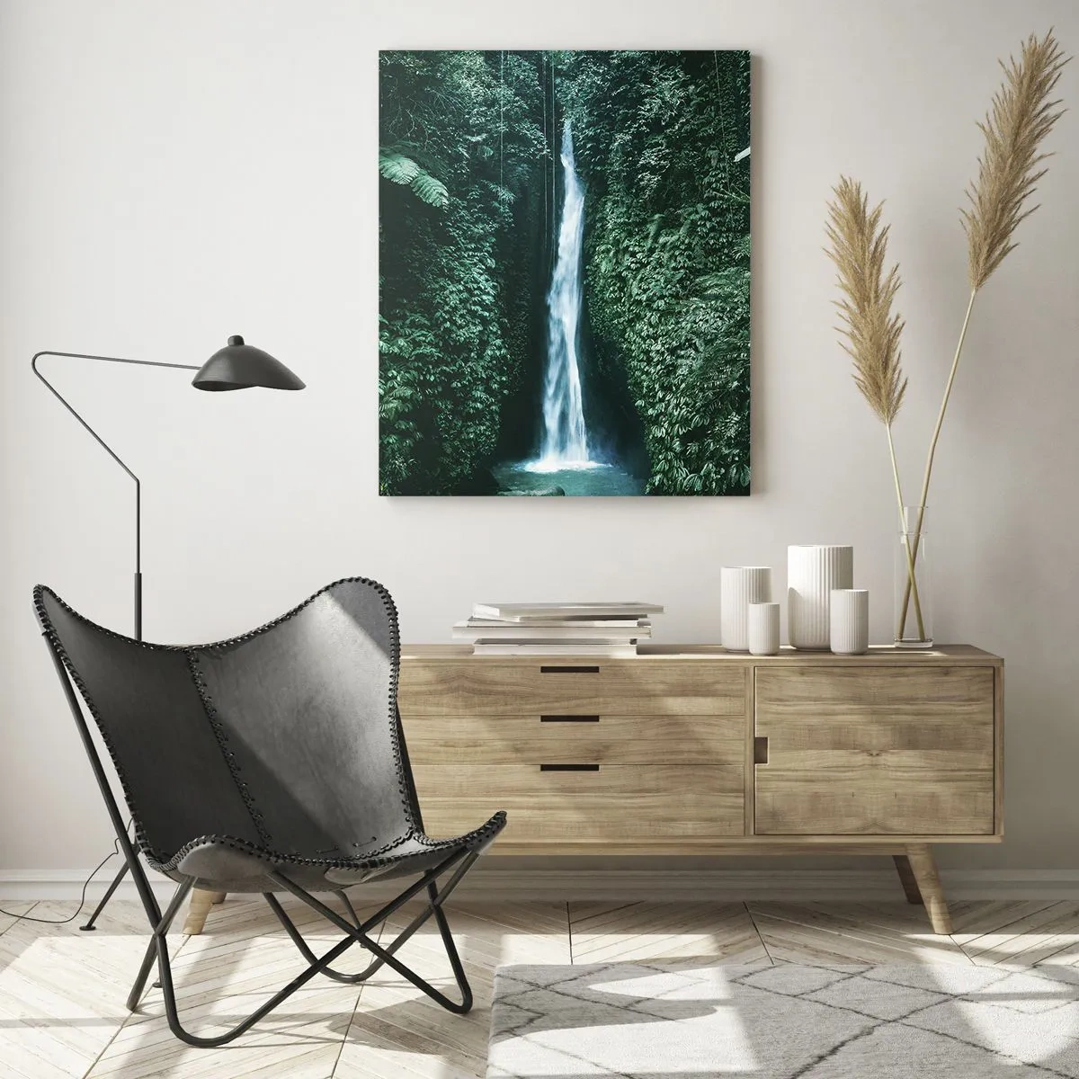 Impression sur verre - Image sur verre - Une cascade entourée d'une végétation tropicale dense - 80x120cm - Fontaine tropicale - Décoration murale moderne pour le salon et la chambre ARTTOR