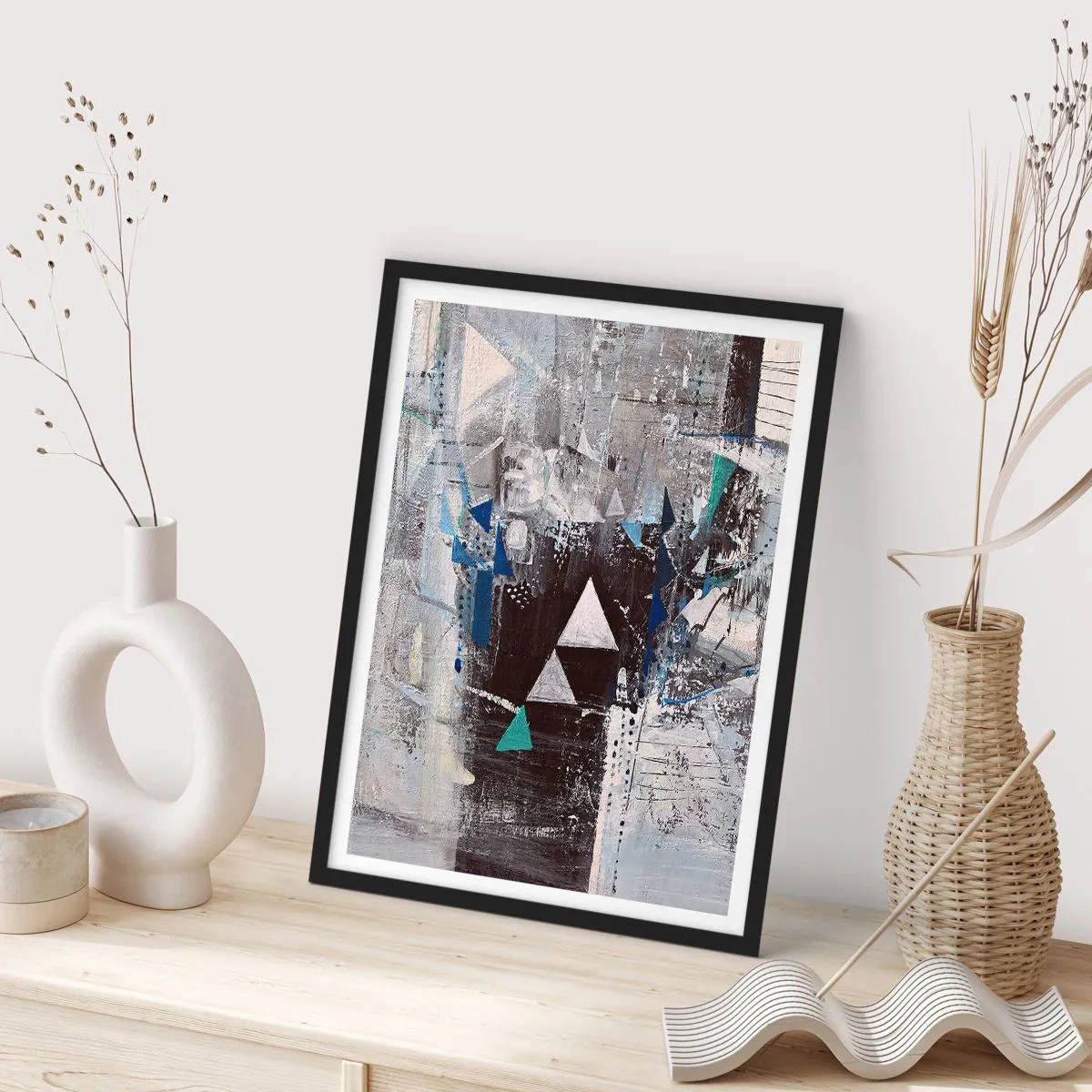 Affiche dans un cadre noir - Poster - Ordre prioritaire des triangles - 61x91 cm