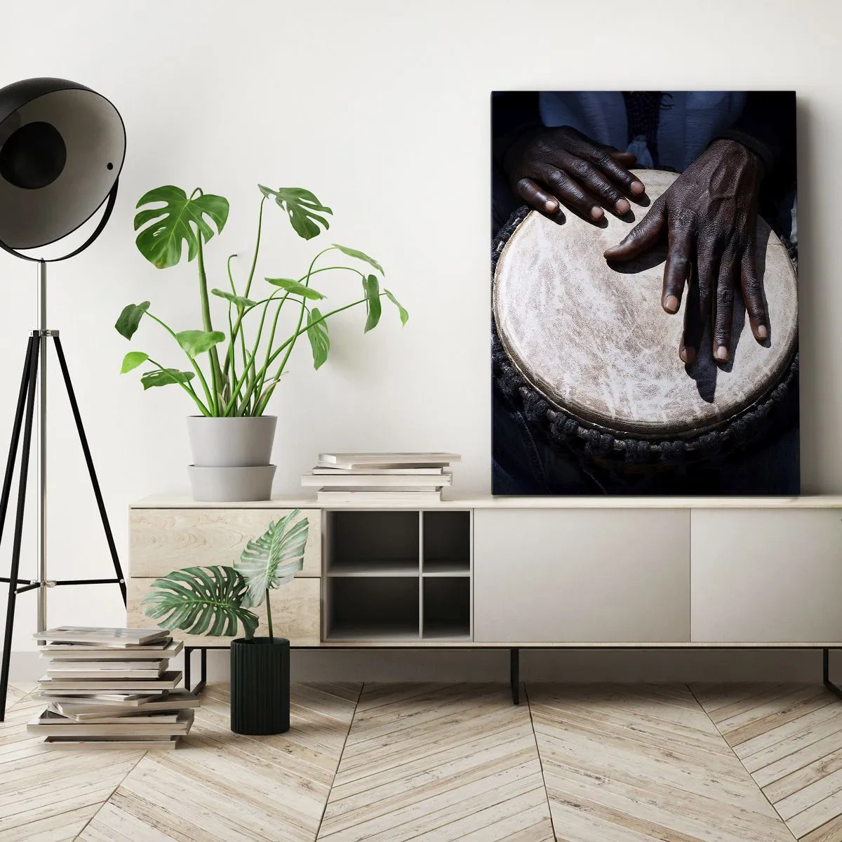 Impression sur toile - Image sur toile - Mains jouant du djembé dans une composition dynamique - 50x70cm - Vis à son rythme - Décoration murale moderne pour le salon et la chambre ARTTOR