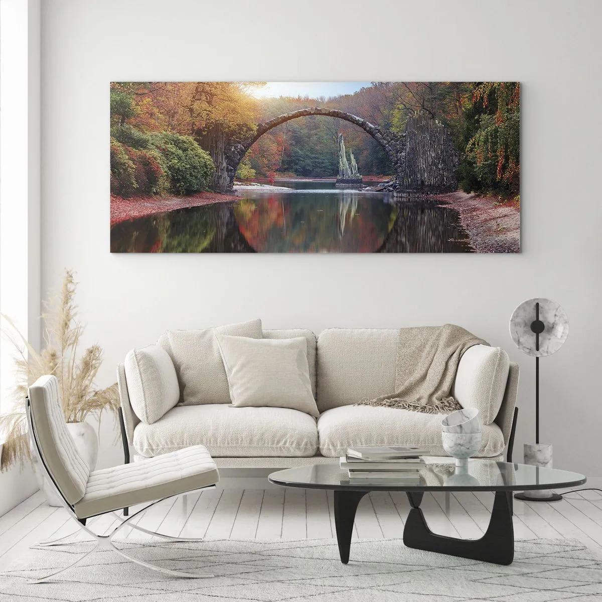 Impression sur verre - Image sur verre - Un pont de pierre dans un paysage d'automne sur une eau calme - 120x50cm - De l'autre cote du miroir - Décoration murale moderne pour le salon et la chambre ARTTOR