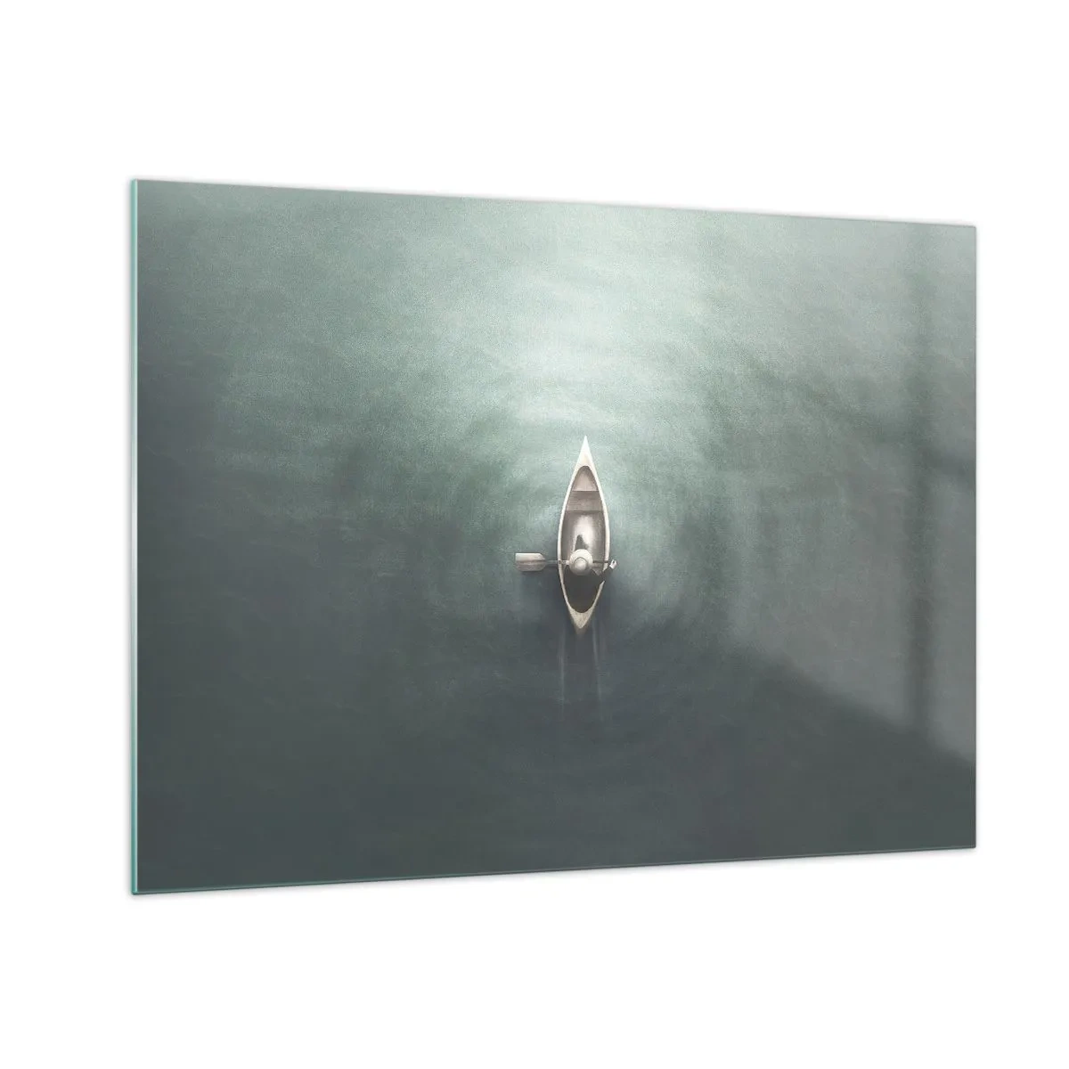 Impression sur verre - Image sur verre - Un bateau solitaire dérivant sur un lac calme et verdâtre - 70x50cm - À travers le lac de la lune - Décoration murale moderne pour le salon et la chambre ARTTOR