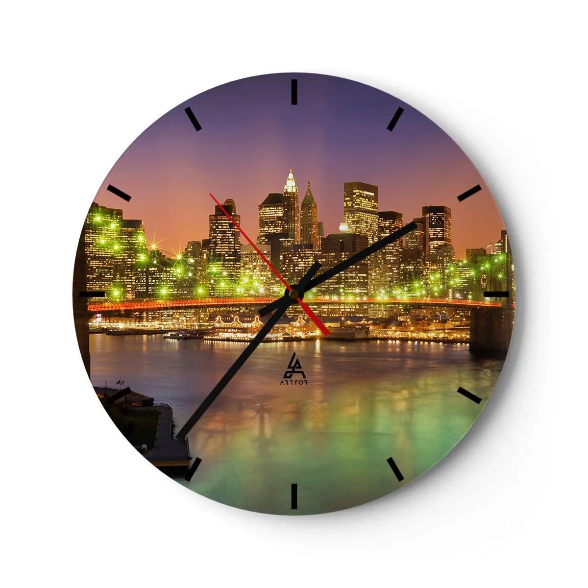 Horloge murale - Pendule murale - Des gratte-ciel illuminés et un pont sur la rivière dans la lumière du soir - 30x30cm - Ici la lumière ne s'éteint jamais - Décoration murale moderne pour le salon, la cuisine et la chambre ARTTOR