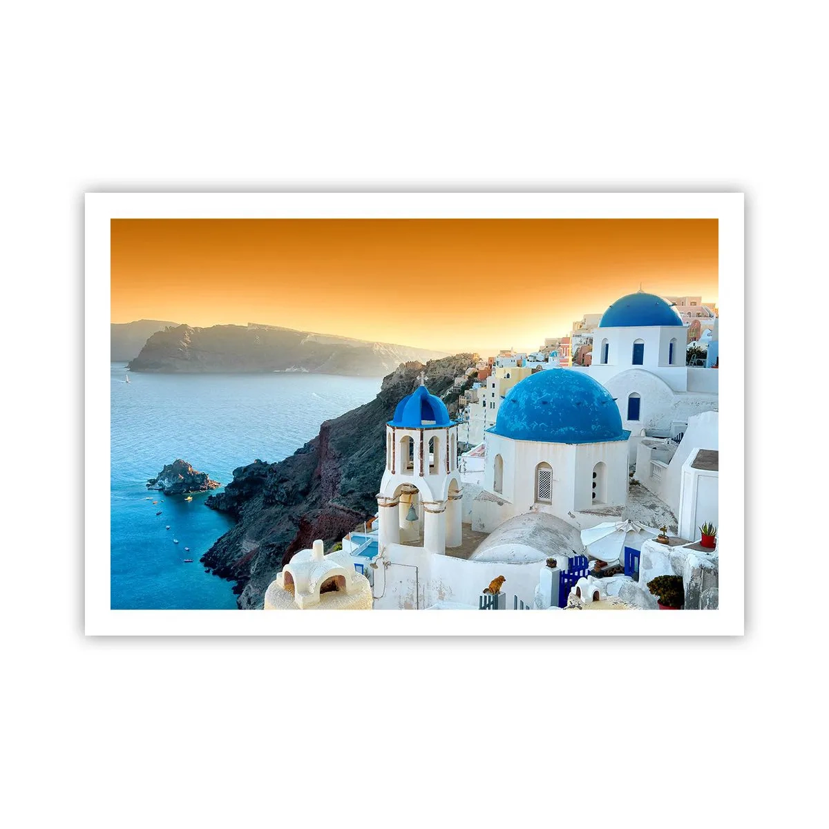 Affiche - Poster - Santorin - blotti contre les rochers - 91x61 cm