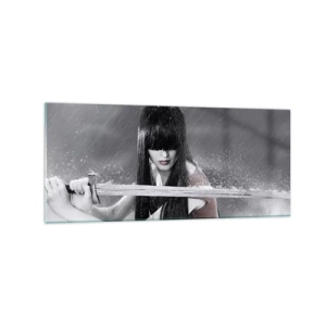 Impression sur verre - Image sur verre - Une femme avec une épée sous la pluie avec une apparence dynamique et mystérieuse - 120x50cm - Belle et dangereuse - Décoration murale moderne pour le salon et la chambre ARTTOR