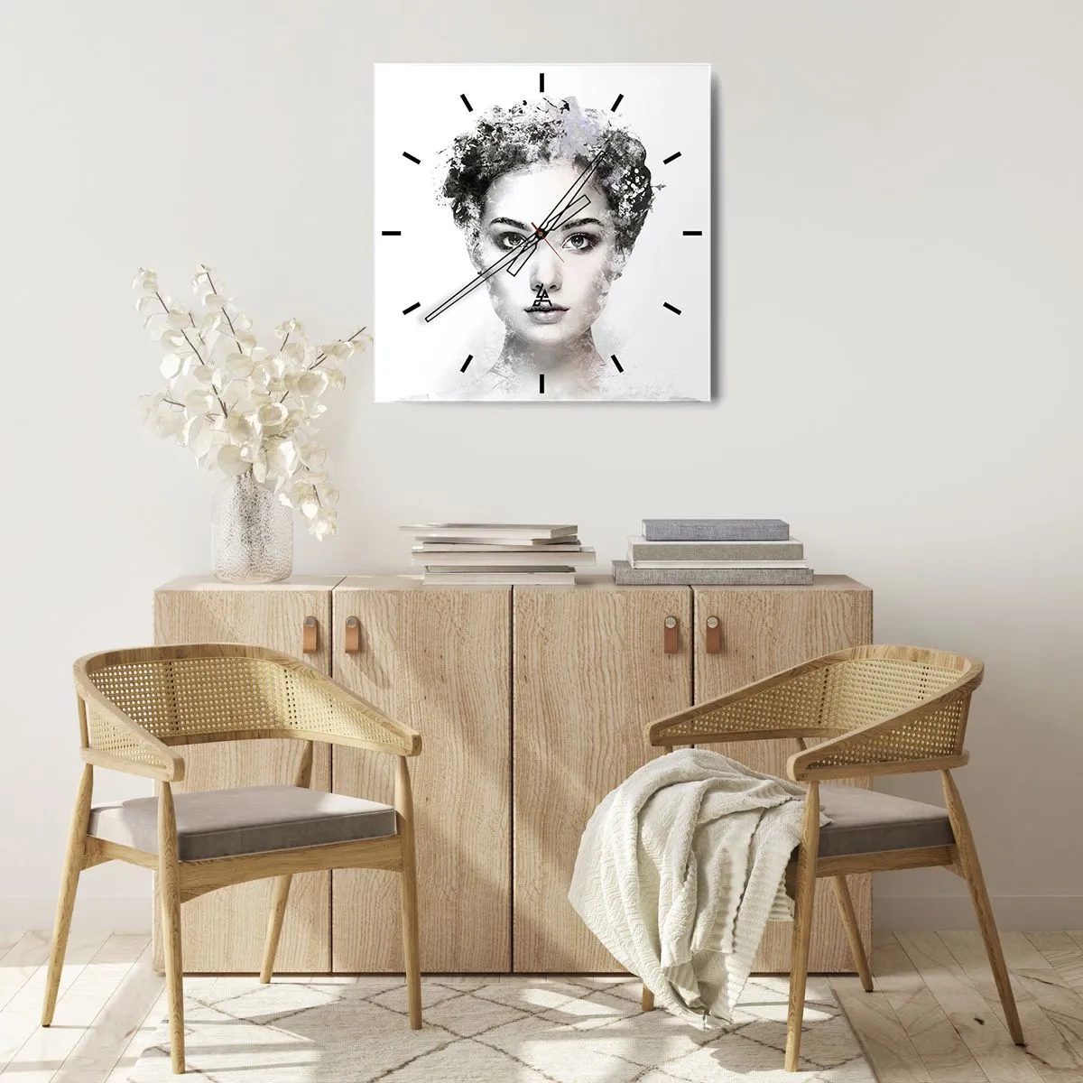 Horloge murale - Pendule murale - Un portrait artistique d'une femme aux accents abstraits délicats. - 30x30cm - Un portrait extrêmement stylé - Décoration murale moderne pour le salon et la chambre ARTTOR