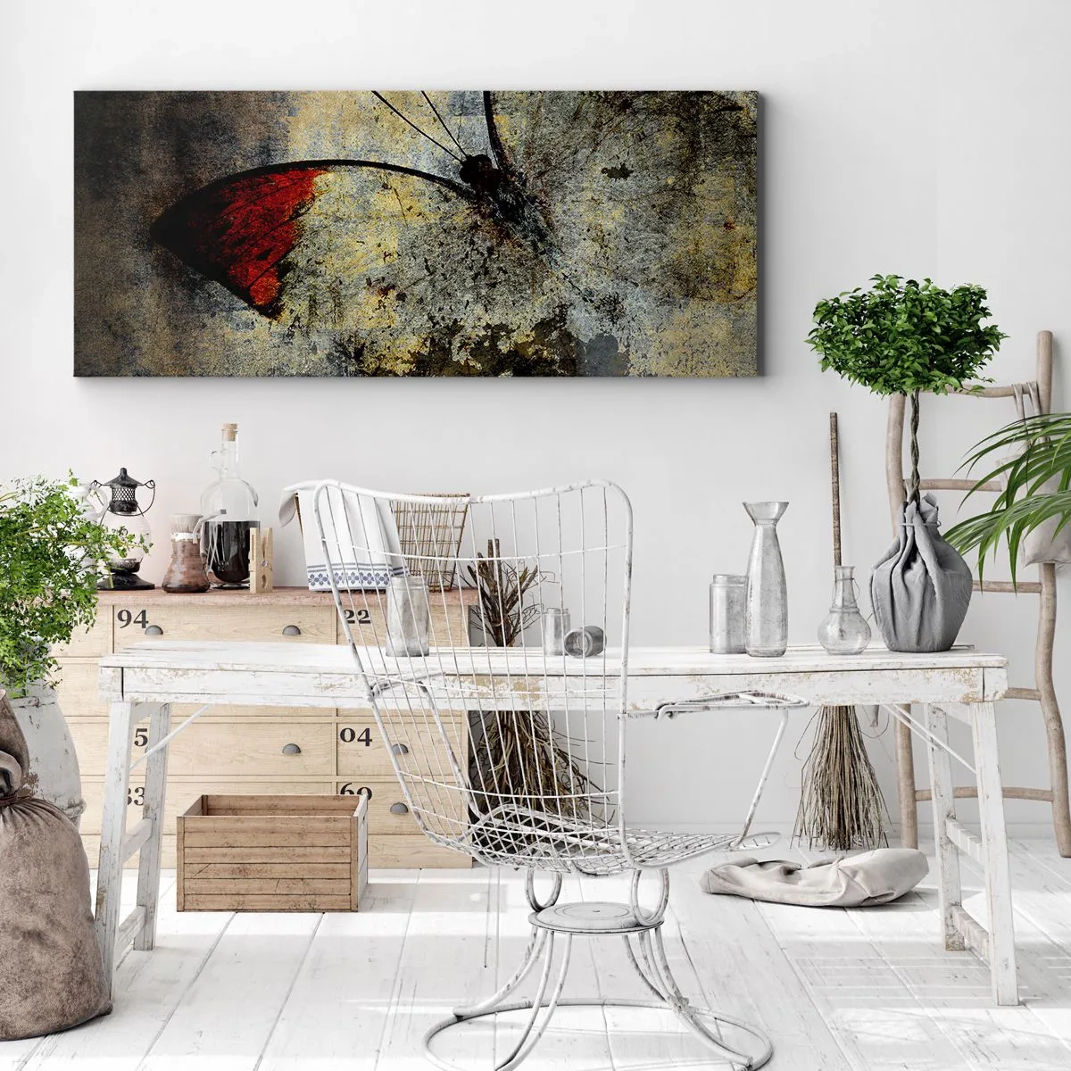 Impression sur toile - Image sur toile - Un papillon dans les tons de rouge et de gris sur un fond texturé - 140x50cm - Regarde avant que je disparaisse - Décoration murale moderne pour le salon et la chambre ARTTOR