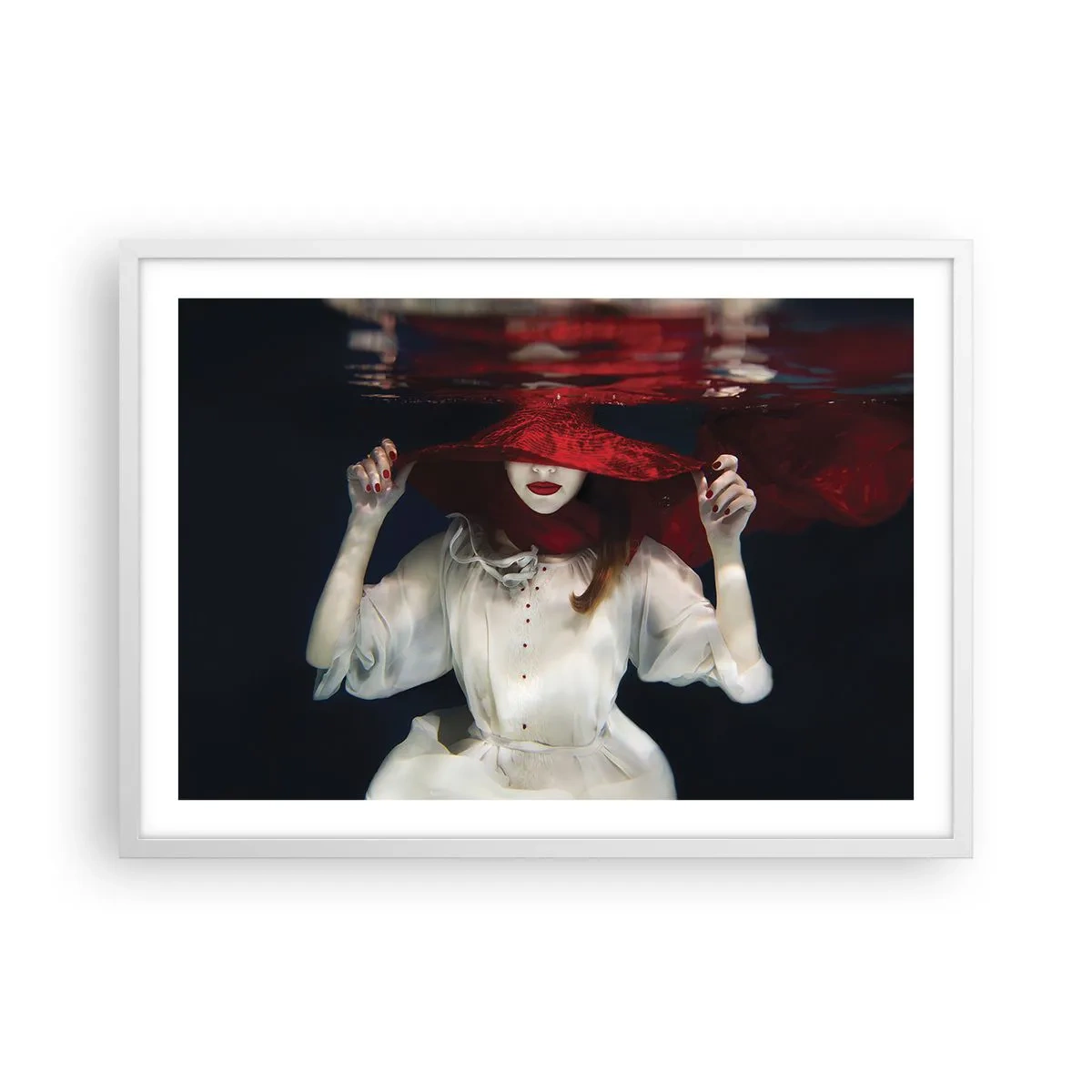 Affiche dans un cadre blanc - Poster - Femme mystérieuse - 70x50 cm