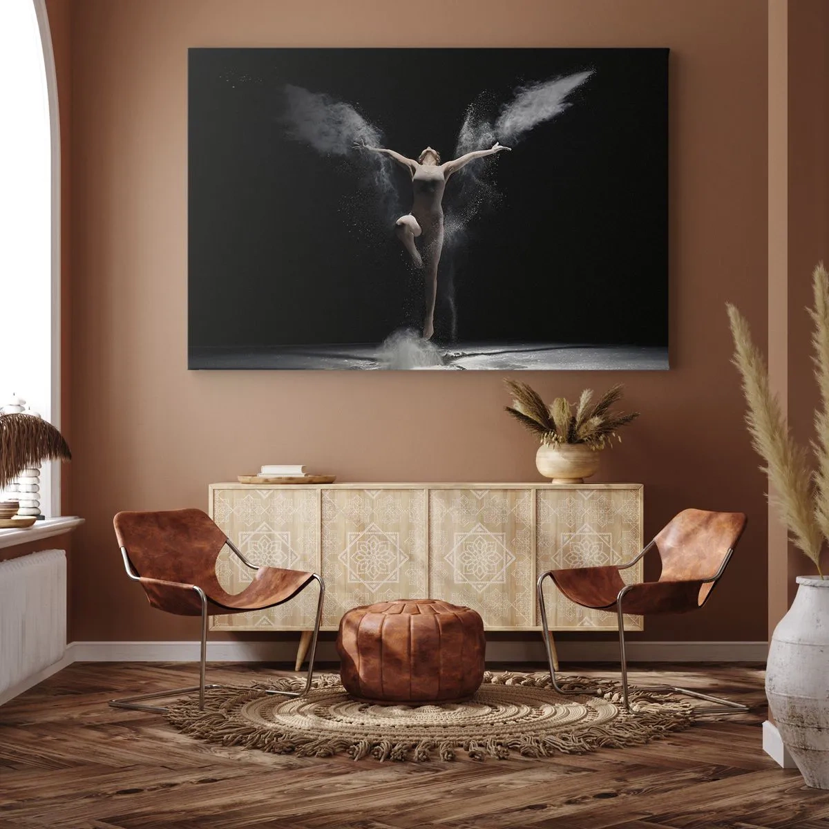 Impression sur toile - Image sur toile - Une danseuse en mouvement avec un effet de poussière saisissant sur fond noir - 70x50cm - Les elfes existent - Décoration murale moderne pour le salon et la chambre ARTTOR