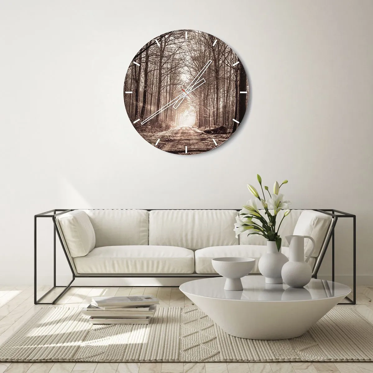 Horloge murale - Pendule murale - Une allée d'arbres dans un paysage d'automne avec une perspective sur les profondeurs - 30x30cm - Cathédrale de la forêt - Décoration murale moderne pour le salon, la cuisine et la chambre ARTTOR