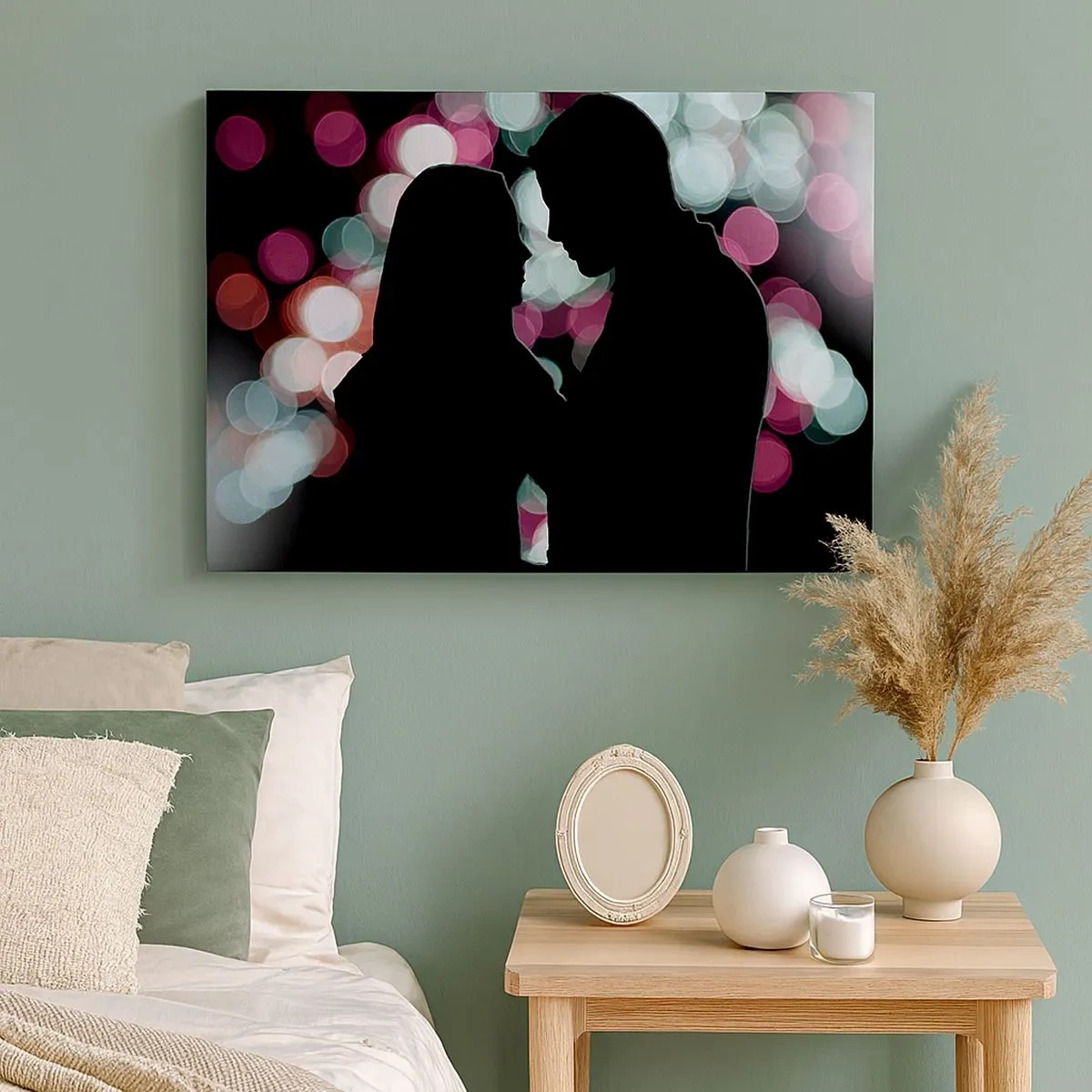 Impression sur toile - Image sur toile - Silhouettes d'un couple sur fond de lumières bokeh colorées - 70x50cm - Oui! - Décoration murale moderne pour le salon et la chambre ARTTOR