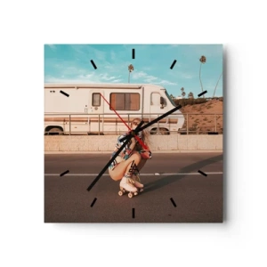 Horloge murale - Pendule murale - Une fille sur des patins à roulettes prenant une photo par une journée ensoleillée. - 30x30cm - Souriez s'il-vous-plait! - Décoration murale moderne pour le salon et la chambre ARTTOR