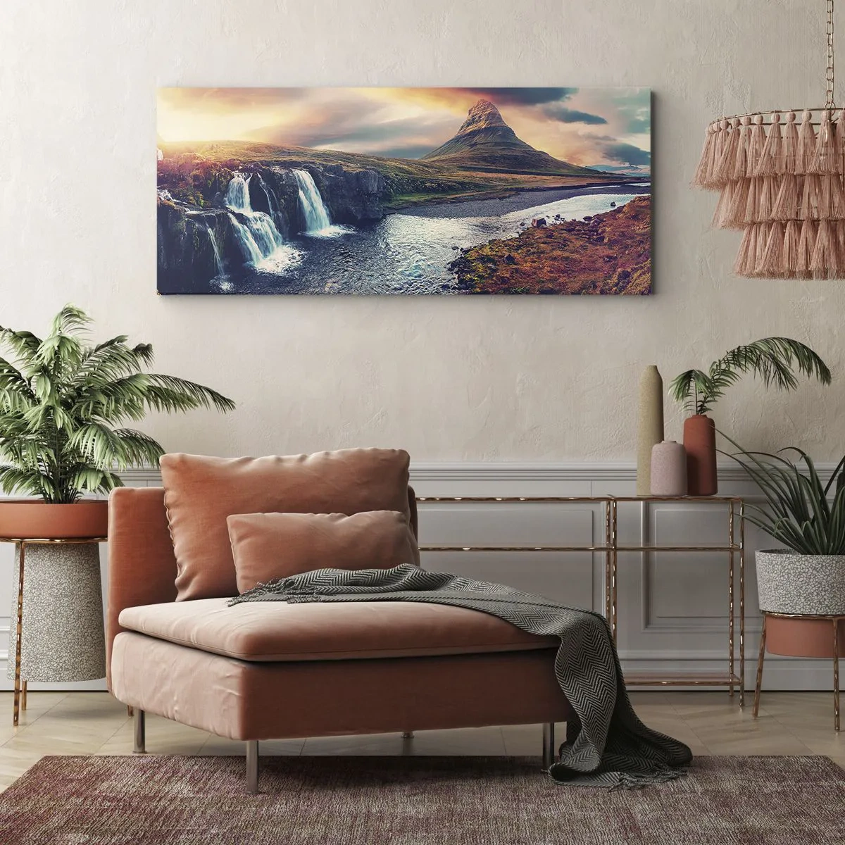 Impression sur toile - Image sur toile - Vue de la cascade et de la montagne à la lumière du soleil couchant - 160x50cm - Dans la majesté de la nature - Décoration murale moderne pour le salon et la chambre ARTTOR